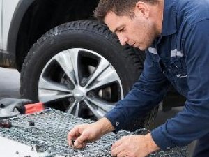 Установка металлической сетки на бампер автомобиля