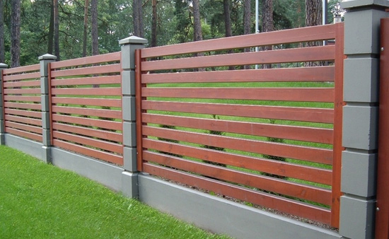 Комбинированный бетонный забор